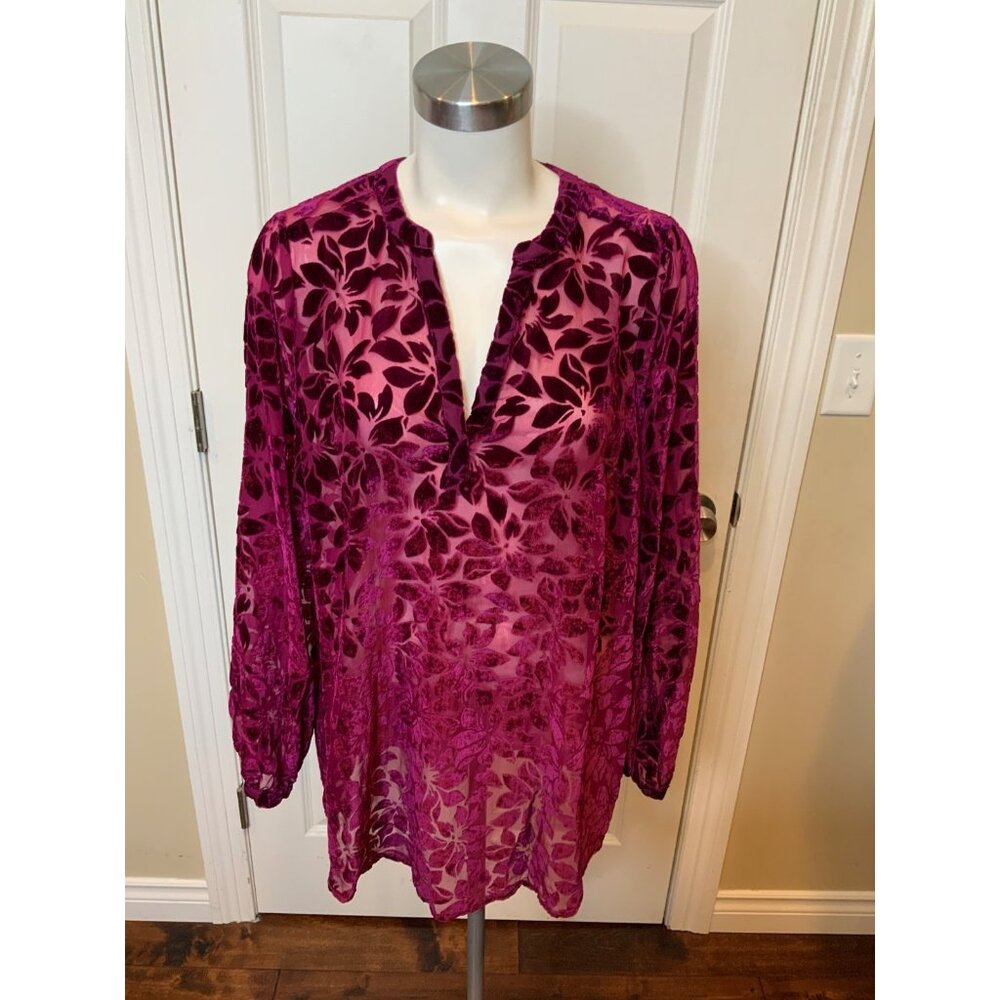 Torrid Fuchsia Floral Velvet Sheer Long Sleeve V-Neck Top, Size 0